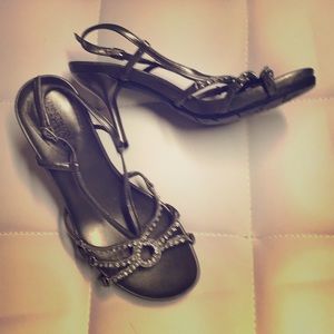 Kenneth Cole Reaction rhinestone jeweled heels
